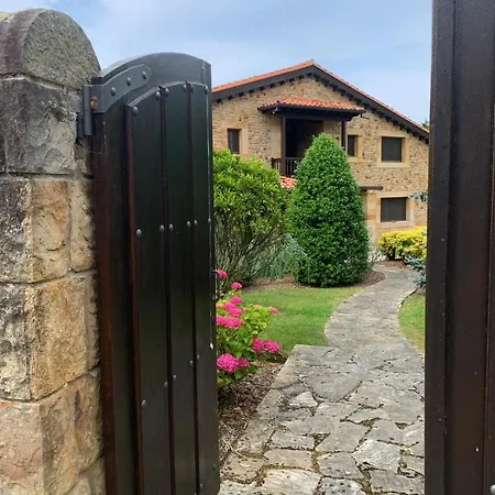 Casa Con Encanto En Loredo-somo A 300m De La Playa Holiday home Loredo